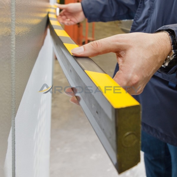 Sagome paracolpi autoadesive per superfici piane 3 ArcoSafety
